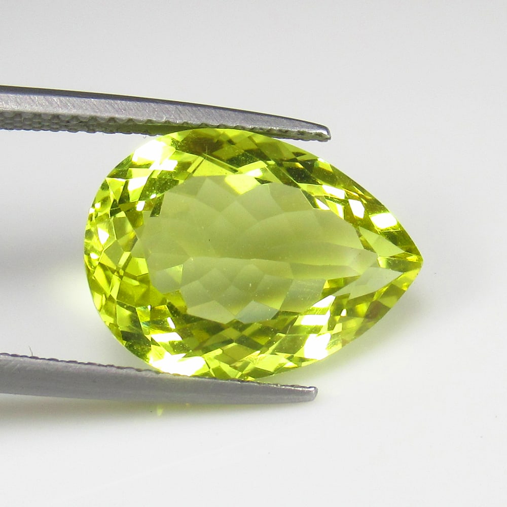 7.82 Ct - Natural Lemon Quartz: No Reserve! Title: 7.82 Ct - Natural Lemon Quartz Description: Gemstone Metal Purity (If Applicable):- Gemstones: Lemon Quartz Carat Weights: 7.82 Size/Dimensions:16.2 x 12.0 x 7.0 mm Additional Info: