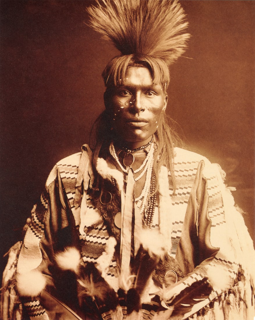 EDWARD CURTIS - A Piegan Dandy, 1900 (1 of 1)