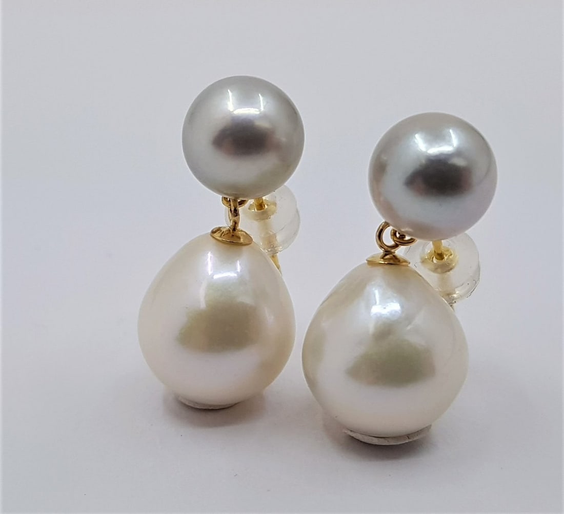8.5x11.5mm Silvery Akoya and White Edison Pearls - 18 kt. Yellow gold - Earrings (1 of 8)