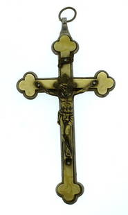 C.1900 VICTORIAN ANTIQUE CROSS PENDANT ITALY MOTHER OF PEARL BRONZE CRUCIFIX: N-JOO UNIQUE ANTIQUE C.1900 BRONZE MOTHER OF PEARL CROSS WEIGHT 34.7G MEASURES 4 3/8'' X 2 5/16'' Reserve: $120.00 Shipping: Domestic: Flat-rate of $45.99 to anywhere within