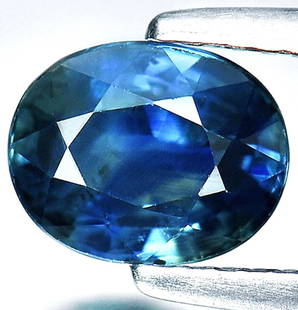 Natural Blue Sapphire Oval Cut: Title: Natural Blue Sapphire Oval Cut Gemstone: SapphireCarat Weight:0,60 approx.Size/Dimensions: 6 x 4,8 x 2,4 mm Additional Info: Natural Sapphire Only Heated. Transparency: transparent with very