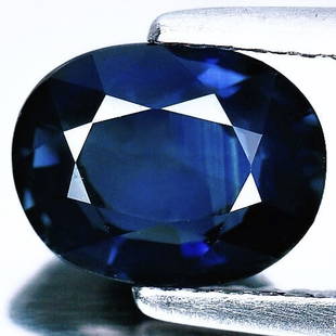 Natural Unheated Sapphire Oval Cut Good Quality: Title: Natural Unheated Sapphire Oval Cut Good QualityGemstone: SapphireCarat Weight:0,50 approx.Size/Dimensions: 5 x 4 mm approx.Additional Info: Natural Sapphire Unheated. Transparency: transparent