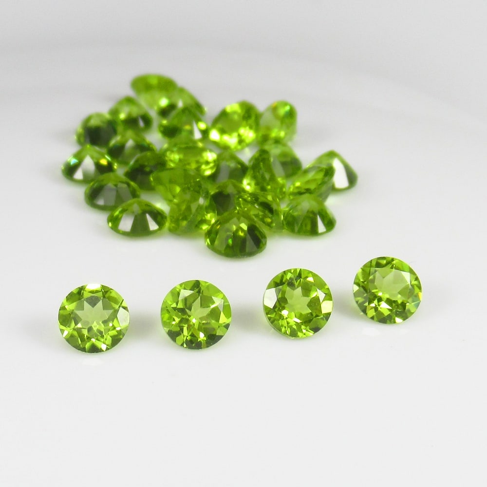 16.91 Ct - Natural Peridot Lot (1 of 2)