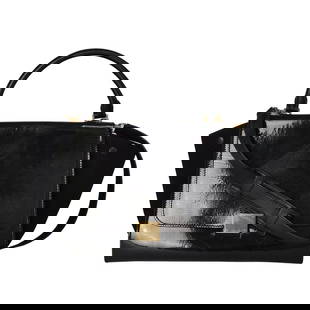 CELINE "Trapèze" bag in black patent leather: Title: CELINE "Trapèze" bag in black patent leather Materials: Patent leather Measurements/Size: MEASUREMENTS: Length 30 cm, Height 25 cm, Depth 17 cm, Shoulder strap 34 cm Description: (4870). T