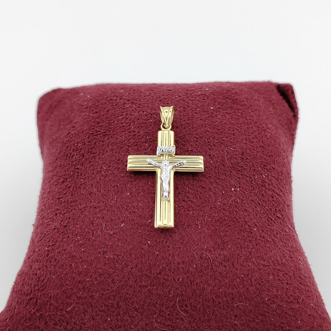 14K 585 Yellow Gold Cross Pendant,Unisex (1 of 8)