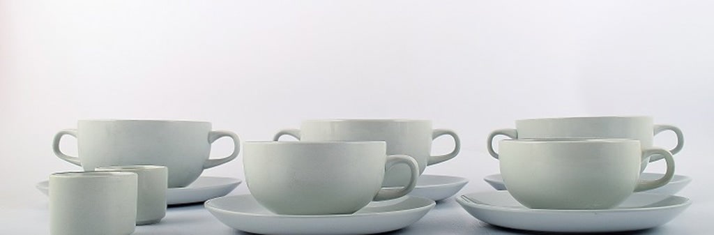 Aluminia, faience.: Aluminia, faience. 3 bouillon cups and saucers (DKK 200 each.), 2 coffee cups with saucers (DKK 100 each) 2 egg cups (DKK 100 each) In perfect condition, factory first. Reserve: $14.00 Shipping: Domes