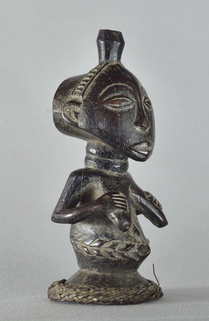 LUBA female kabwelulu figure statue sculpture Congo African Tribal Art MC1968 (1 of 12)