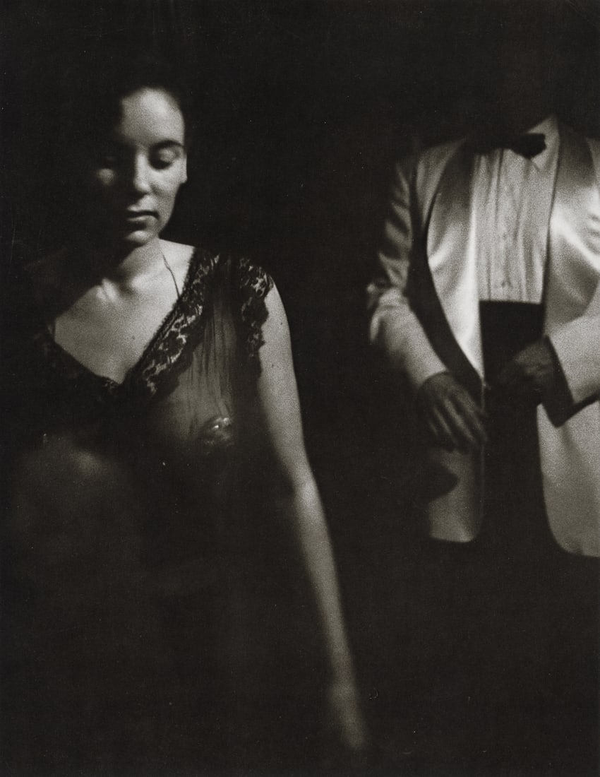 GARRY WINOGRAND - Untitled (Burlesque Hall), 1954-55 (1 of 1)