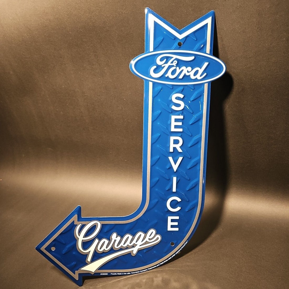 Metal Ford Service Garage Sign Arrow (1 of 12)