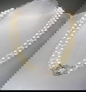 JAPANESE AKOYA PEARL NECKLACE with GOLD CLASP. 2-REIHIG.: Title: JAPANESE AKOYA PEARL NECKLACE with GOLD CLASP. 2-REIHIG. Metal Purity: White gold 8 K=333 WG Gemstones: cultured pearl Carat Weights: 265 cts. Size/Dimensions: Total weight 56 gram, Total lengt