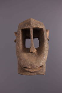 Dogon monkey mask - Mali - African Art Tribal Art: Title: Dogon monkey mask - Mali - African Art Tribal ArtDate/Period: mid 20th centuryOrigin: MaliDimension: 12,99 InchMaterials: woodWeight: 1,32 PoundsItem type: masksProvenance: More than eighty