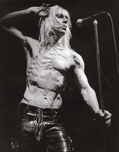 BOB GRUEN - Iggy Pop: Artist: Bob Gruen Title: Iggy Pop Medium: Photo Litho, 2011, China Dimensions: 9.3x11.9" Description: Heat Wax Mounted on 12x16" Conservation Board Artist Bio: Bob Gruen (1945) is an American author a