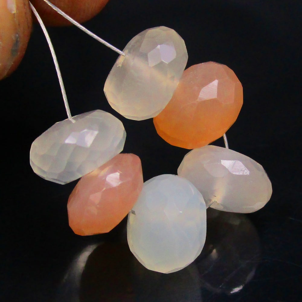 20.19 Ctw Natural 5 Drilled Moonstone Round Beads: No Reserve! Title: 20.19 Ctw Natural 5 Drilled Moonstone Round Beads Stone Clarity: Opaque Gemstone:Natural Moonstone Beads Carat Weights: 20.19 Size/Dimensions: 8.80 to 9.40 mm / 5 PC's Additional In