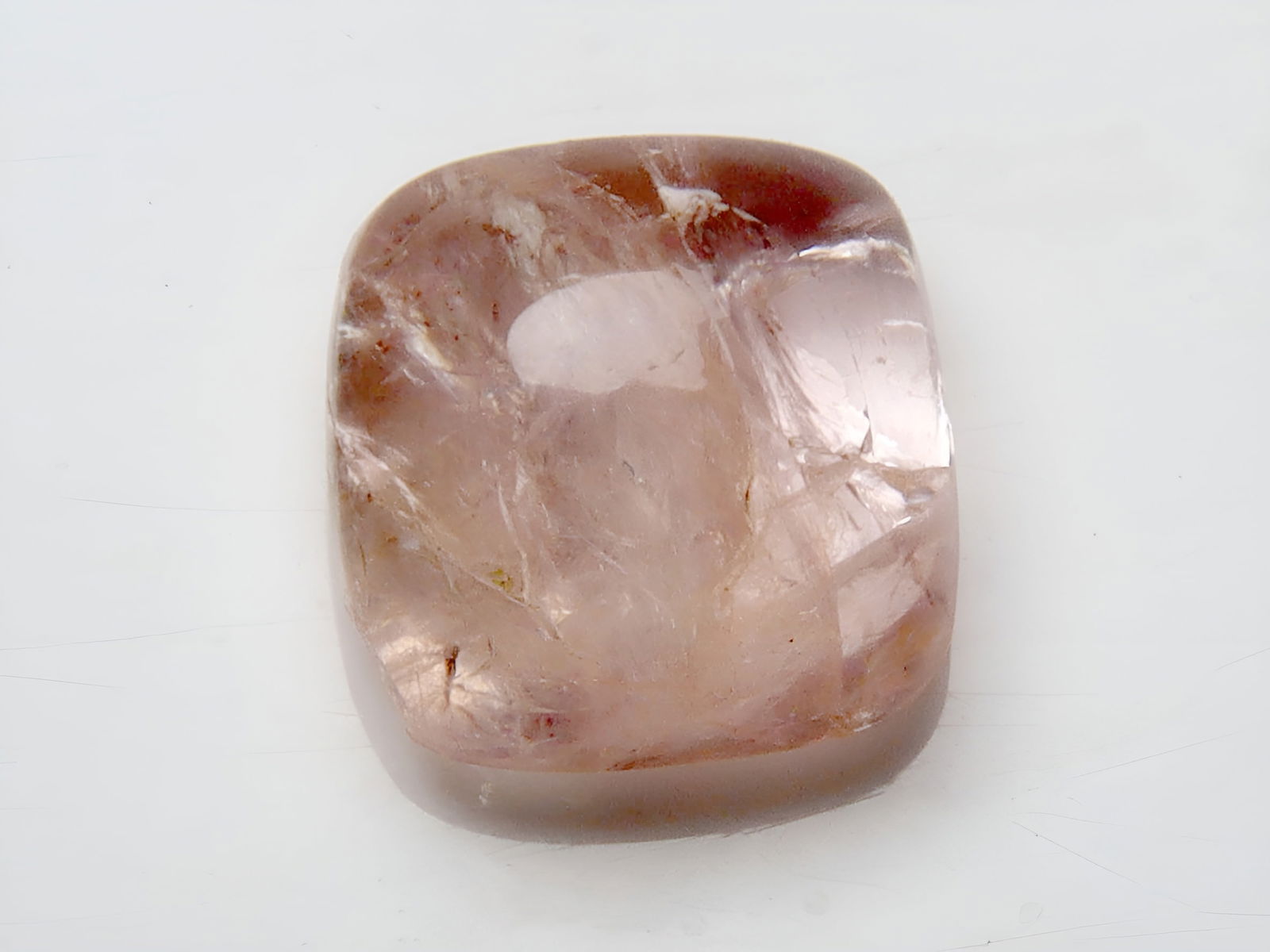 Stunning " Natural Morganite " 2.71 cts Natural Morganite: No Reserve! Gemstone : Natural Morganite Shape and Cut : Square Cabochon Weight : 2.71 carats Measurements : 8x8 mm, Color : Peach Transparency : Transparent Treatment : No Treatment Origin : India Cl