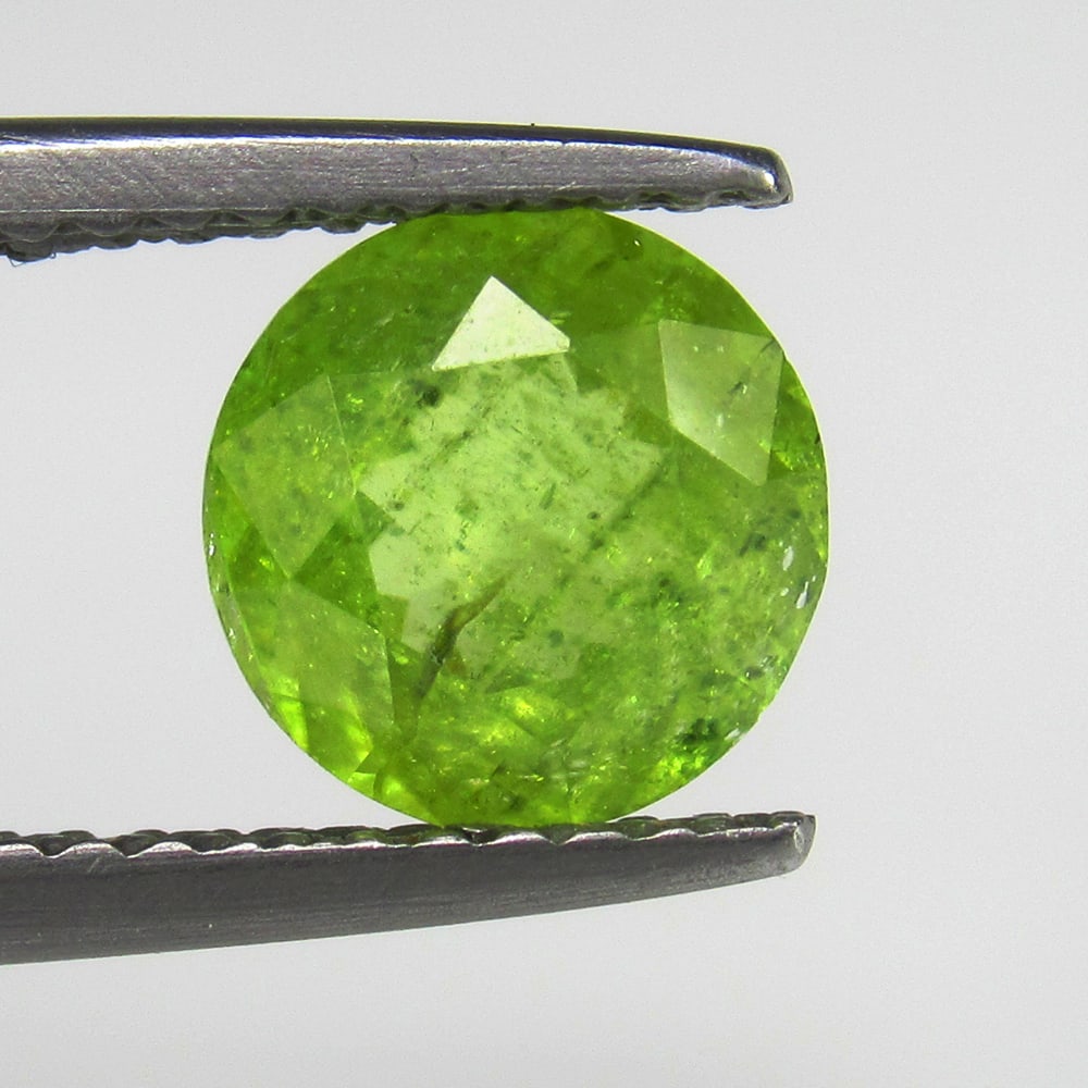 Natural Sphene - 1.23 Ct (1 of 2)