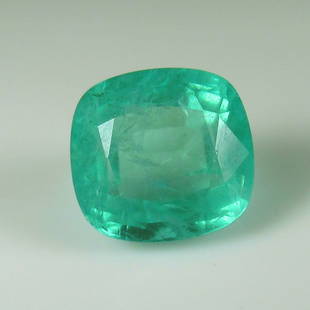 Natural Emerald - 5.33 Ct: Title: Origin: 0010a00001e64zK Weight: Too Nice Gems Size/Dimension: 2 Additional Information: Natural Emerald - 5.33 Ct Reserve: $780.00 Shipping: Domestic: Flat-rate of $7.00 to anywhere within the