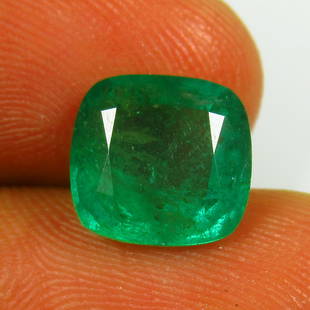 Natural Emerald - 3.13 Ct: Title: Origin: 0010a00001e64zKWeight: Too Nice GemsSize/Dimension: 7Additional Information: Natural Emerald - 3.13 Ct Reserve: $500.00 Shipping:Domestic: Flat-rate of $7.00 to anywhere within the