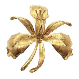 Vintage Tiffany & Co 18k Yellow Gold Large Orchid Calla Lily Pin Brooch 1950s: Metal: 18k Yellow Gold Size: 58mm x 64mm - Extra Large Weight: 29 grams Tiffany Box + Pouch Included Hallmarks: Tiffany & Co K18 Italy 3040toed Reserve: $4,500.00 Shipping:Domestic: Flat-rate of 