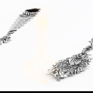 Toothpick holder/candlestick, from the 19th century, in carved silver: Title: Toothpick holder/candlestick, from the 19th century, in carved silver Description: Toothpick holder/candlestick, in carved silver, decorated with ivy leaves. Dating from the 19th century. In go