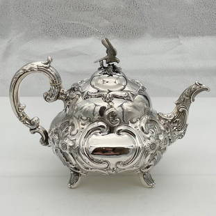 Mid 19th Century Antique Victorian Sterling Silver Teapot London 1845 A B Savory & Sons: Title: Mid 19th Century Antique Victorian Sterling Silver Teapot London 1845 A B Savory & Sons Subtitle: A highly desirable sterling silver Louis teapot designed by the highly renowned silver speciali