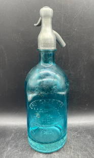 Antique Vintage 1931 Paris Martin & Freres Cie Soda Trigger Spout Seltzer Bottle: Title: ANTIQUE VINTAGE 1931 PARIS MARTIN & FRERES CIE SODA TRIGGER SPOUT SELTZER BOTTLE Date/Period: UNKNOWN Dimension: approx 11.5 x 4 Material: GLASS BOTTLE, METAL SPOUT Additional Information: ANTI