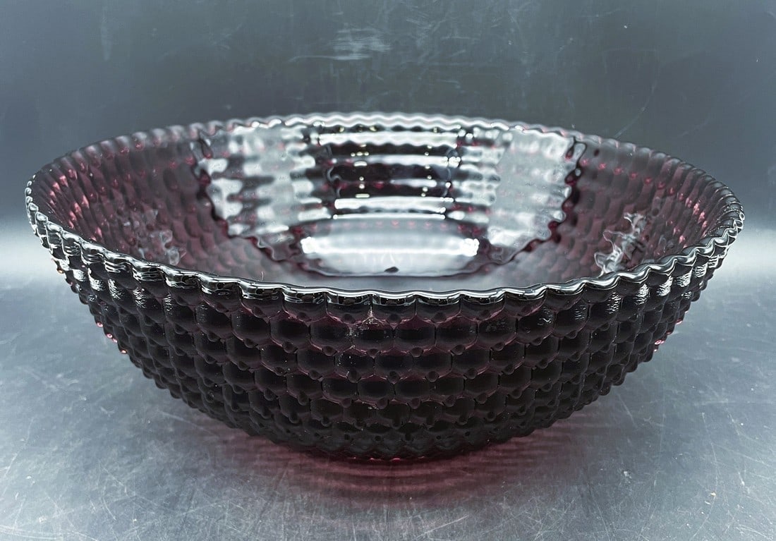 Blenko Large Amethyst Glass Bowl Glimmer Purple Hobnail (1 of 8)
