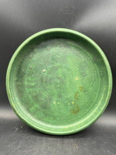 Zanesville Pottery Arts & Crafts Bowl: Title: ZANESVILLE POTTERY ARTS & CRAFTS BOWL Date/Period: UNKNOWN Dimension: approx 10" x 2" deep Material: pottery Additional Information: ZANESVILLE POTTERY GREEN ARTS & CRAFTS BOWL VINTAGE VASE or