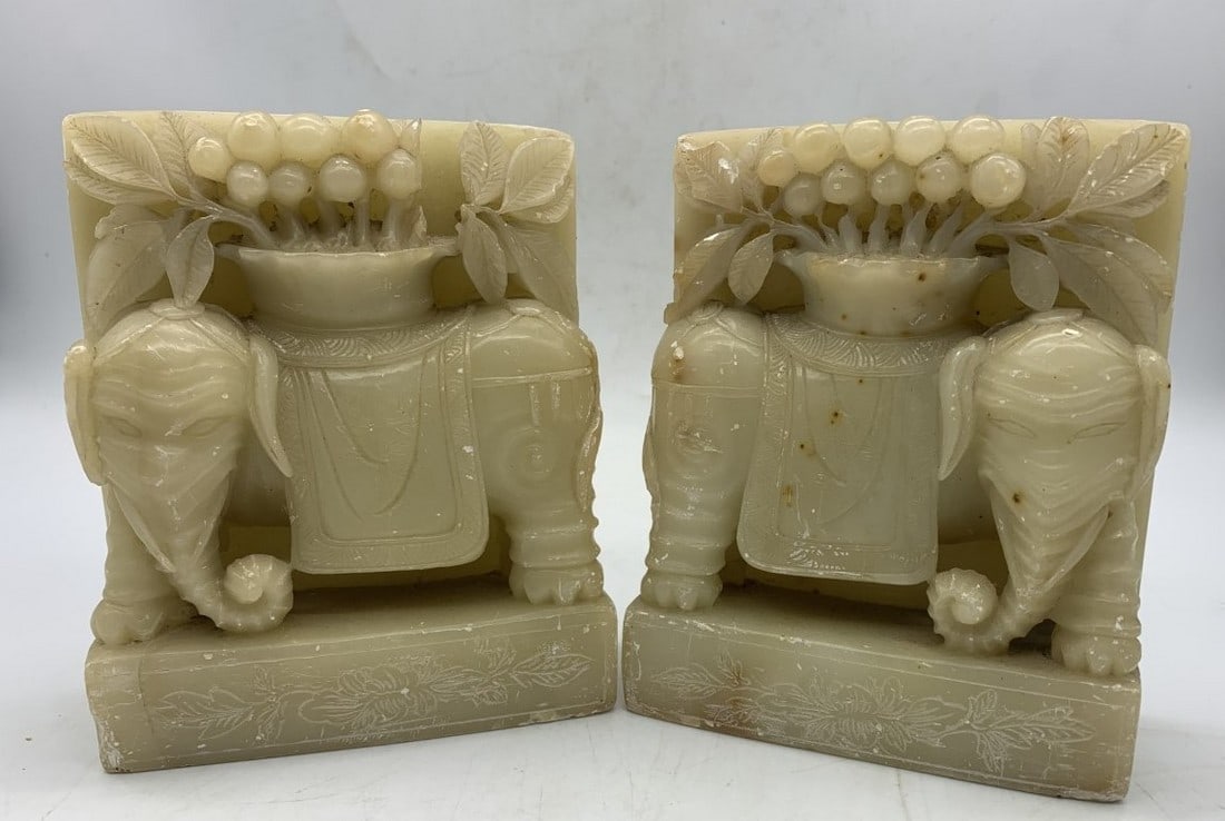 Pair Of 20th Century Chinese Carved White Soapstone Bookends Elephants (1 of 8)