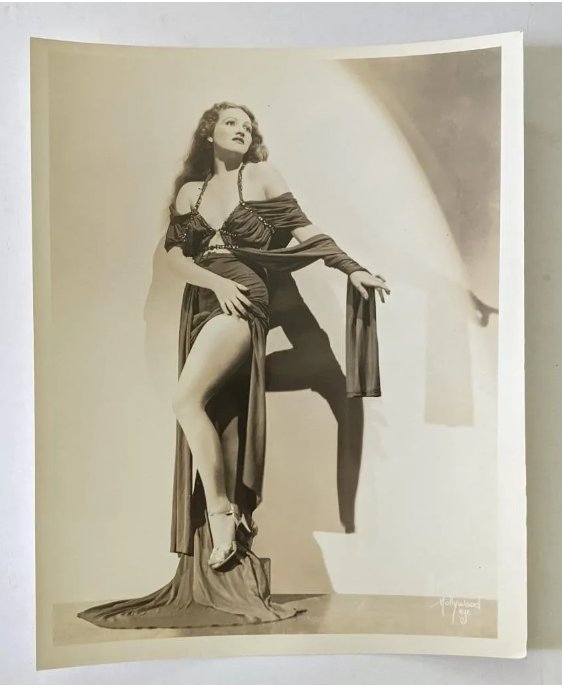 VINTAGE PIN UP MODEL ACTRESS PUBLICITY PHOTOGRAPH, by BRUNO of HOLLYWOOD & NYC: DescriptionVINTAGE PIN UP MODEL ACTRESS PUBLICITY PHOTOGRAPH, by BRUNO of HOLLYWOOD & NYCVINTAGE PIN UP MODEL ACTRESS PUBLICITY PHOTOGRAPH, by BRUNO of HOLLYWOOD & NYCDescriptionVintage Pin-Up Model /