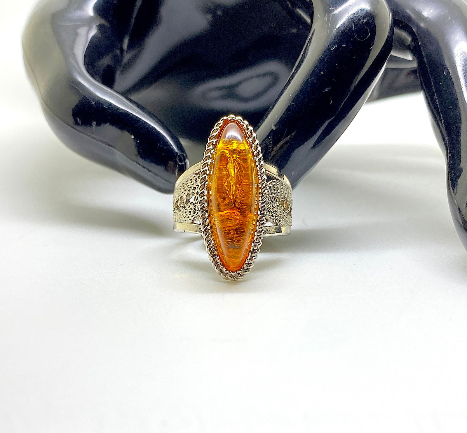 Unique and Amazing Amber Ring (1 of 9)