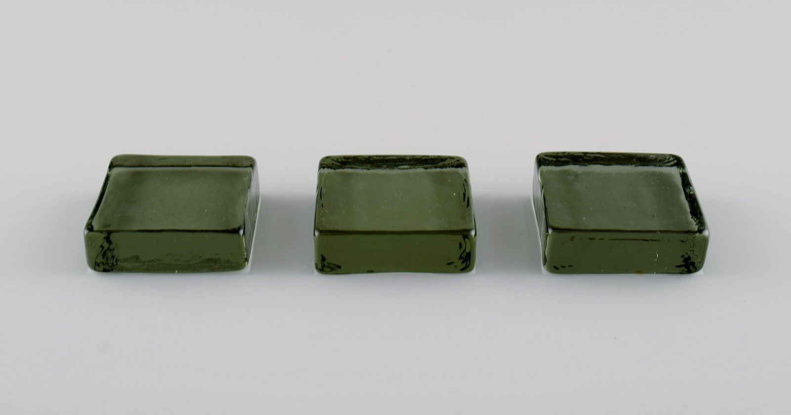 Per Lütken for Holmegaard. Twelve "Buffet" cutlery rests in mouth-blown art glass. 1980s.: Title: Per Lütken for Holmegaard. Twelve "Buffet" cutlery rests in mouth-blown art glass. 1980s. Description: Per Lütken for Holmegaard. Twelve "Buffet" cutlery rests in mouth-blown art glas