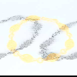 Antique 19K Gold Bracelet with floral links: Title: Antique 19K Gold Bracelet with floral links Description: Antique 19K gold bracelet, with floral links. From the 19th century. MO28112023.13 Date/Period: 19th century Materials: Gold Weight: 17,