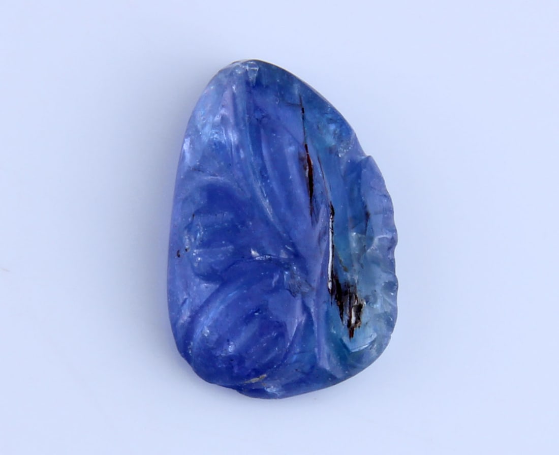 Lovely " Natural Carving Tanzanite " 2.43 Cts Natural Carving Tanzanite: No Reserve! Title: Lovely " Natural Carving Tanzanite " 2.43 Cts Natural Carving Tanzanite Additional Info: Gemstone : Natural CarvingTanzanite Origin: Tanzania Weight : 2.43 carats Dimensions : 11.49