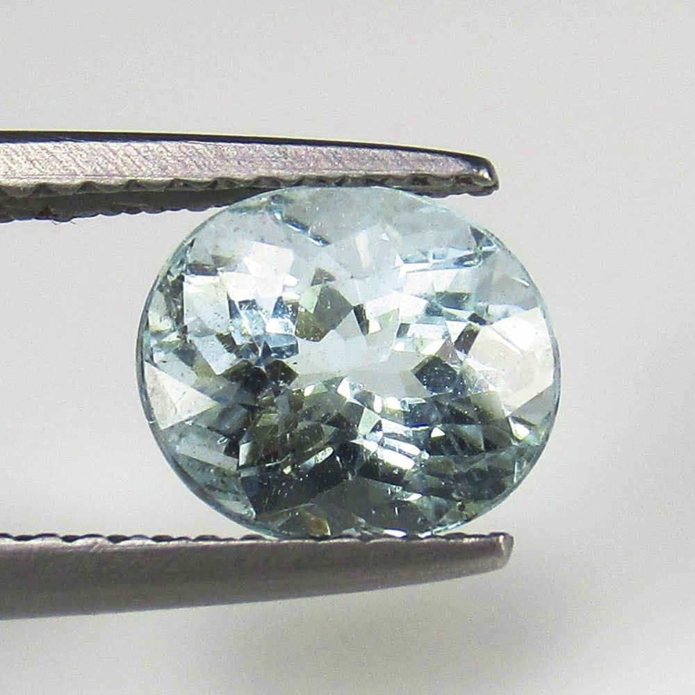 Natural Aquamarine - 1.96 Ct (1 of 2)