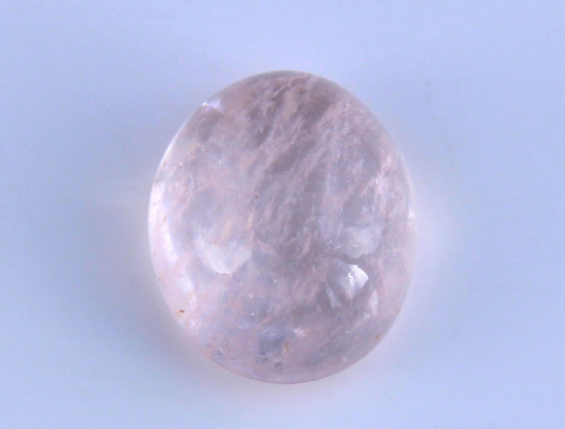Wonderful " Natural Morganite " 5.57 cts Natural Morganite: No Reserve! Title: Wonderful " Natural Morganite " 5.57 cts Natural Morganite Additional Info: Gemstone : Natural Morganite Shape and Cut : Oval Cabochon Weight : 5.57 carats Measurements : 12x10 mm,