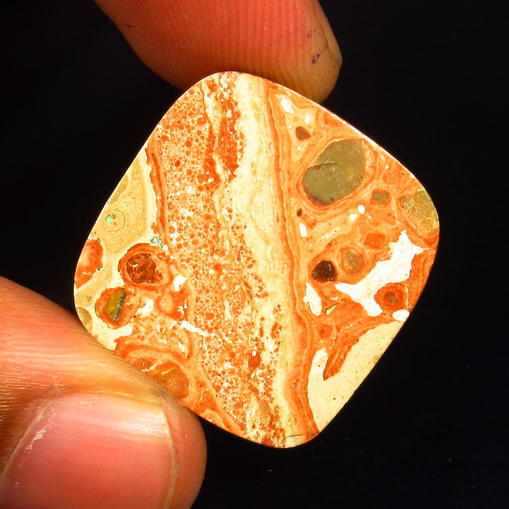 27.91 Ct - Natural Lupid Skin Jasper: No Reserve! Title: 27.91 Ct - Natural Lupid Skin Jasper Description: Gemstone Gemstones: Jasper Carat:27.91 Size/Dimensions:22.0 x 22.0 x 16.0 mm Additional Info:Pieces : 1 No's / Shape : Cushion Cab