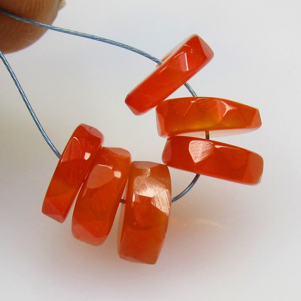 10.62 Ctw Natural 6 Drilled Orange Carnelian Round Beads: No Reserve! Title: 10.62 Ctw Natural 6 Drilled Orange Carnelian Round Beads Stone Clarity: Semi-Transparent Gemstone:Natural Carnelian Beads Carat Weights: 10.62 Size/Dimensions: 8.20 - 8.50 mm / 6 Pc