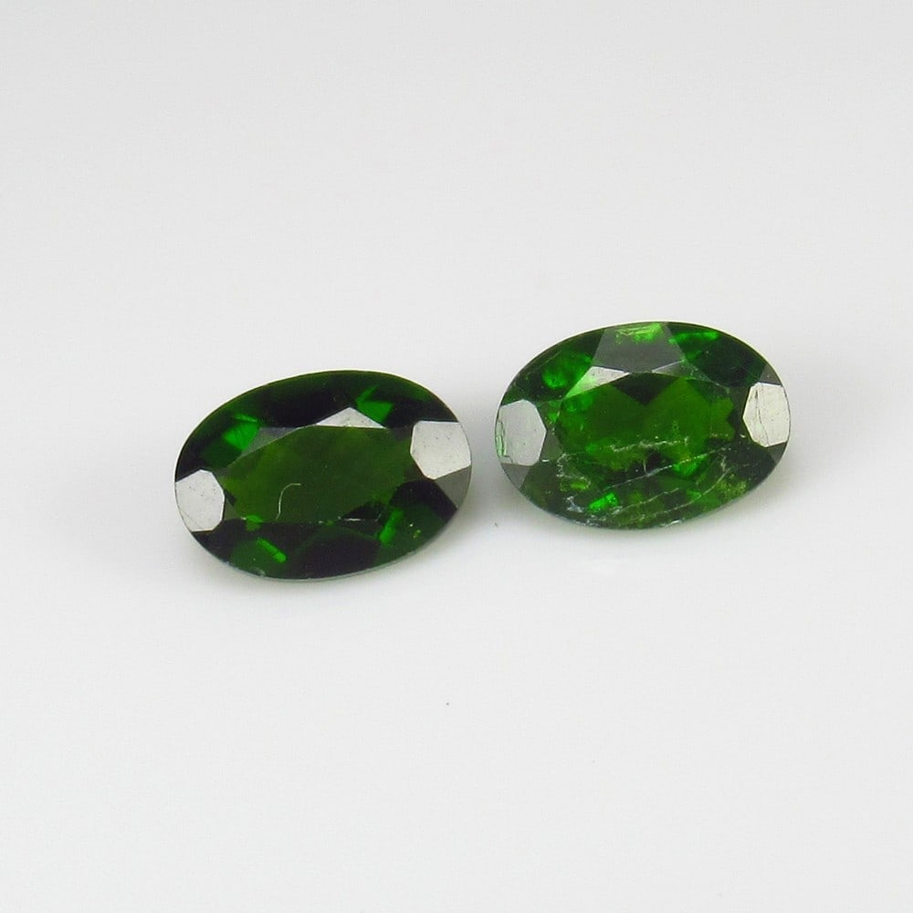 Natural Chrome Diopside PaIr - 1.78 Ct (1 of 2)