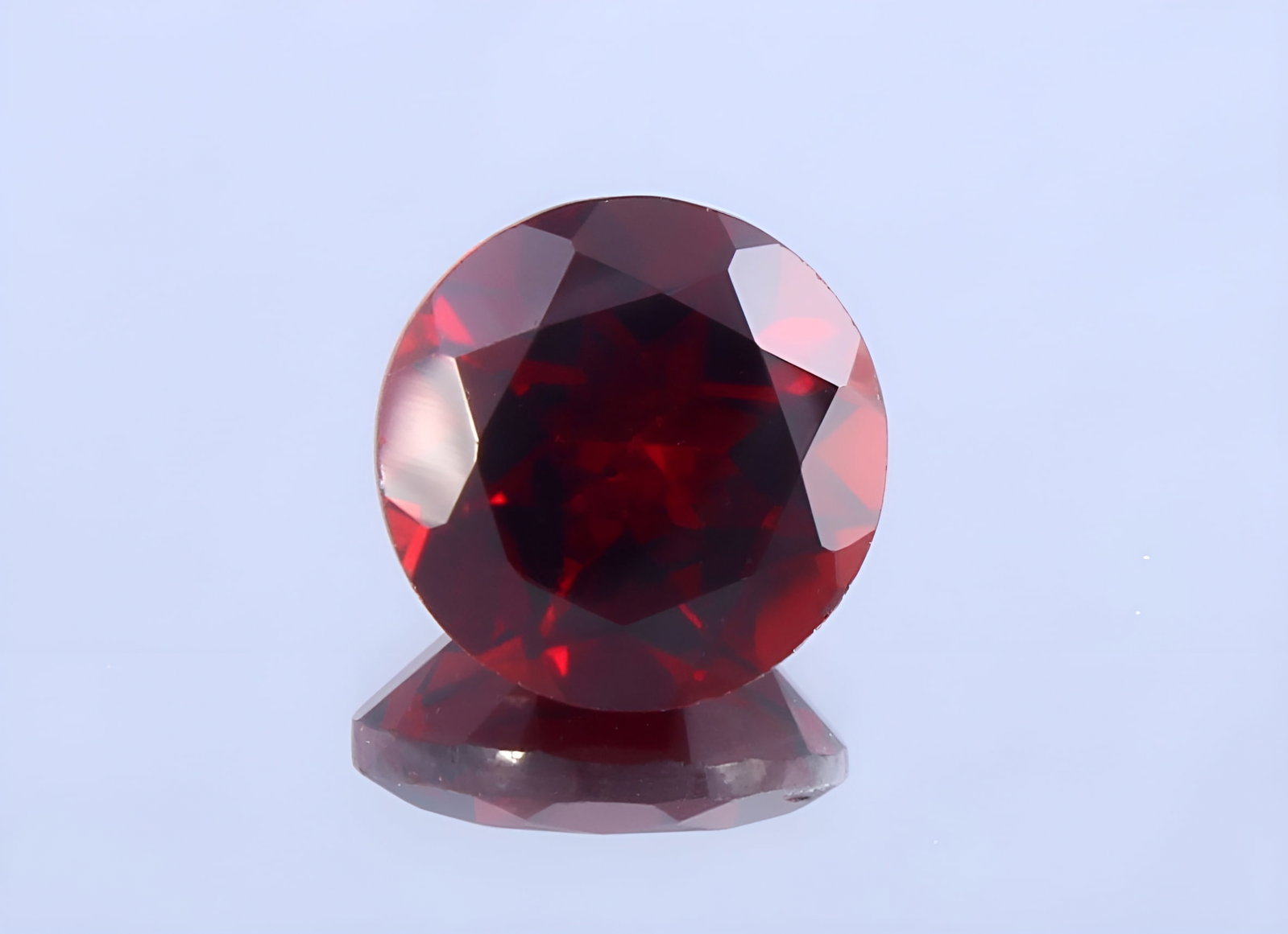 Stunning " Natural Pyrope Almandine Garnet " 1.71 Cts Natural Pyrope Almandine Garnet: No Reserve! Title: Stunning " Natural Pyrope Almandine Garnet " 1.71 Cts Natural Pyrope Almandine Garnet Additional Info: Gemstone : Natural Almandine Garnet Shape and cut : Round Cut Origin : Africa 
