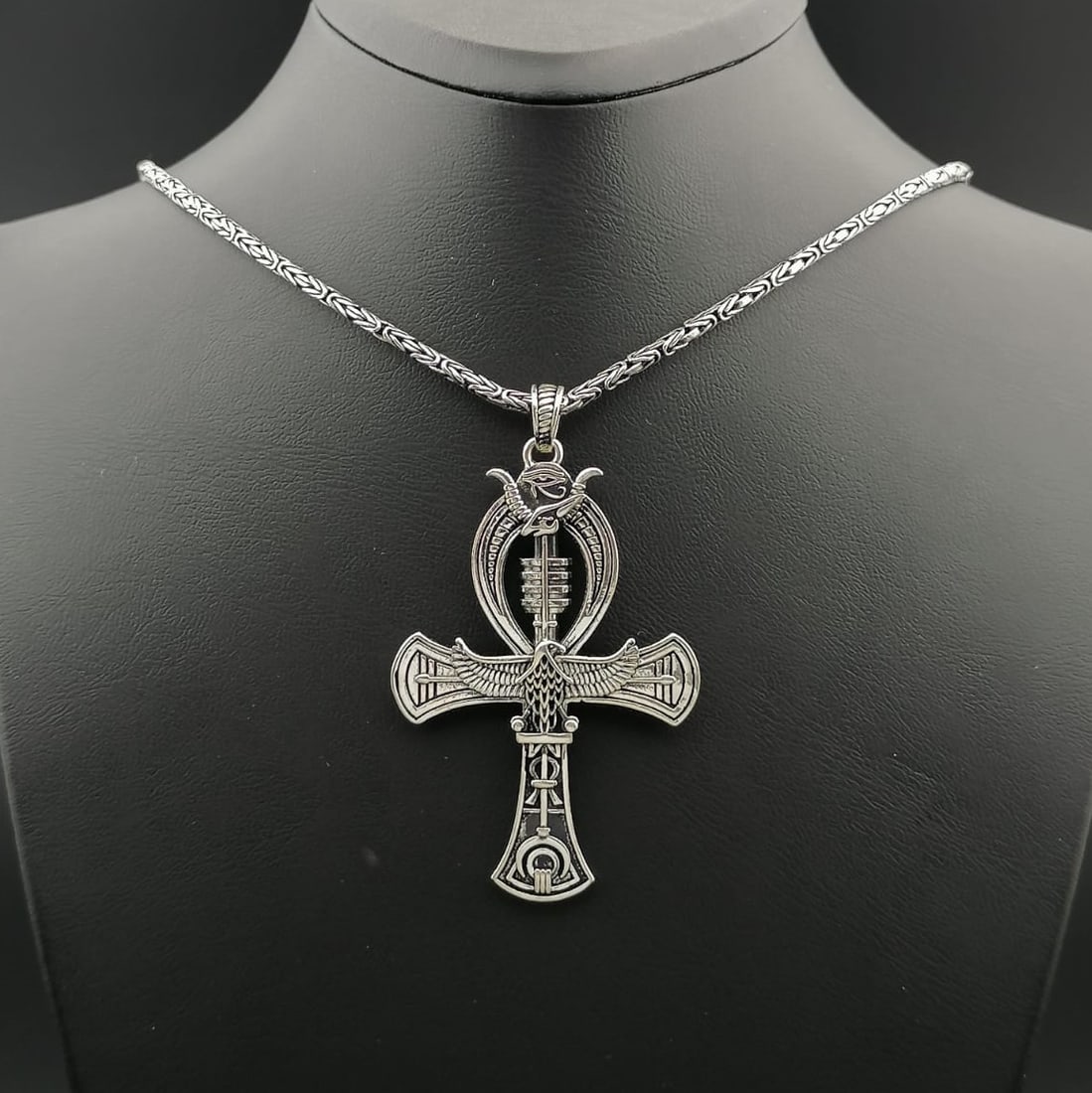 925 Silver Chain with Egypt Ankh Pendant: Title: 925 Silver Chain with Egypt Ankh Pendant Description: 925 Silver Chain with Egypt Ankh Pendant -Total Weight:28g Chain Size: 23.62 in(60cm). Pendant Size:1.49x2.51 in (38x64mm) (Bail included).