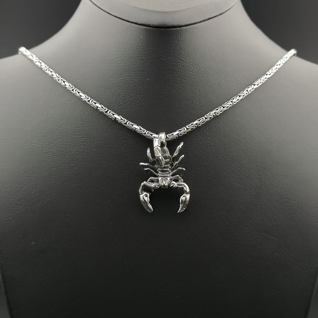 925 Silver Chain with Scorpion Pendant (1 of 8)
