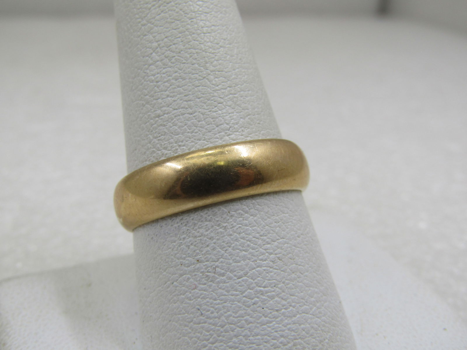 Vintage 14kt Domed 5.5mm Wedding Band, Sz. 10 (1 of 6)