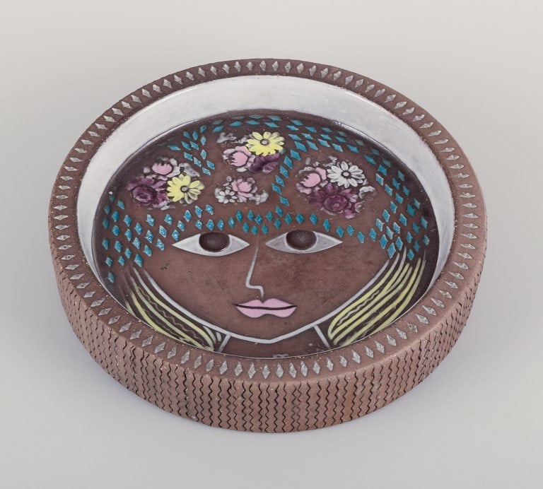 Mari Simmulson for Upsala Ekeby, Sweden. Round ceramic bowl with motif of a woman's face and flowers (1 of 8)