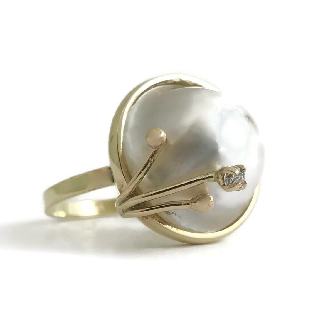 Vintage Large Pearl and Diamond Cocktail Ring in 14K Yellow Gold, 5.30 Grams (1 of 10)