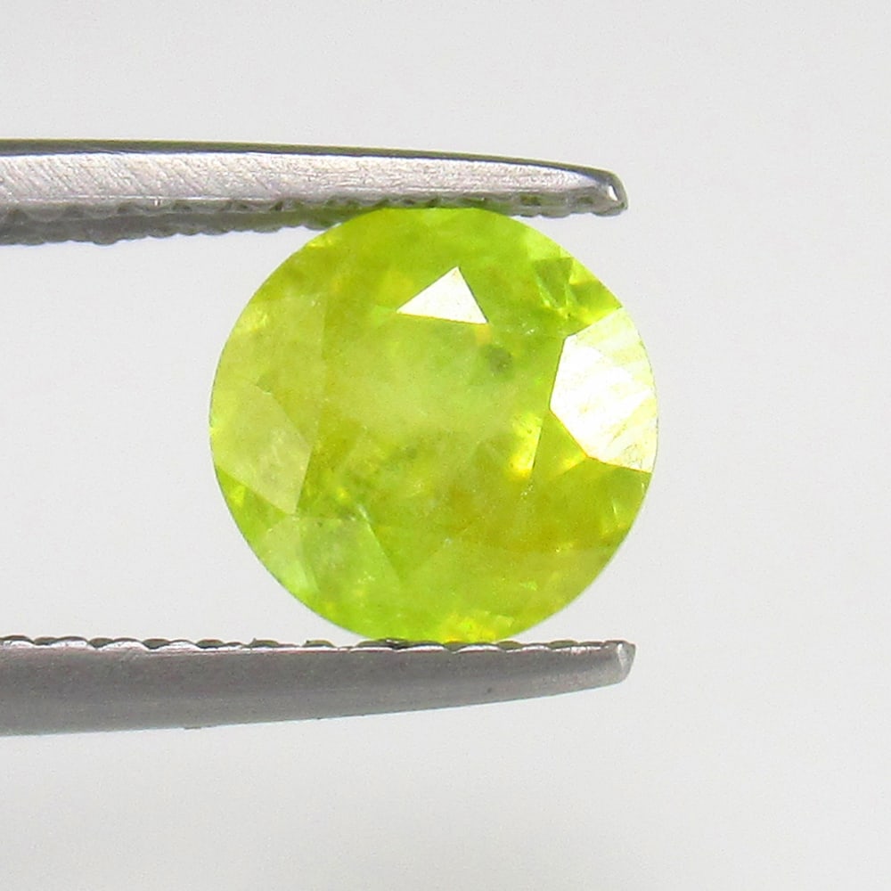 Natural Sphene - 1.56 Ct (1 of 2)