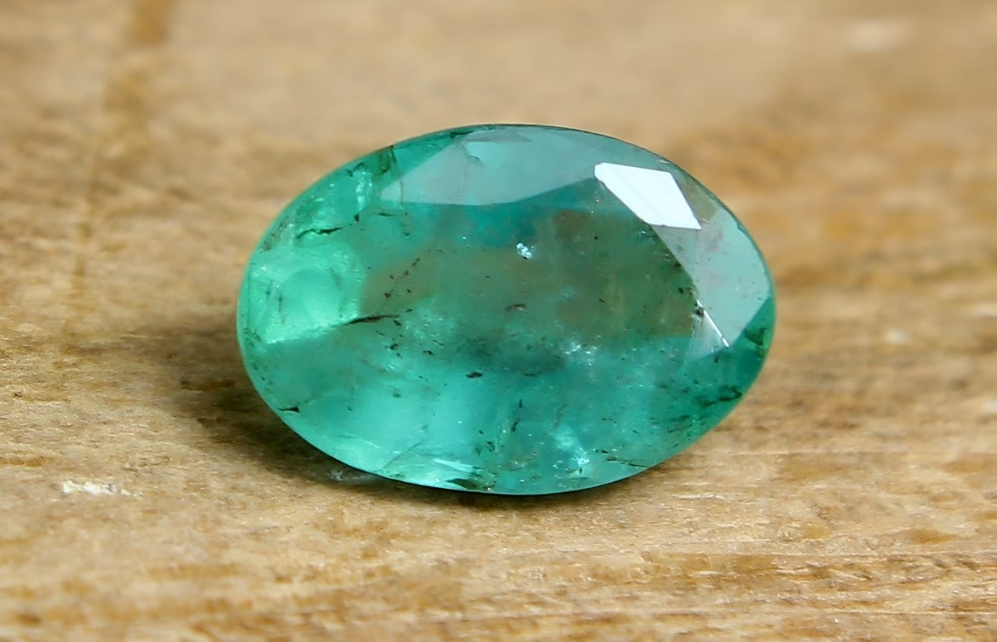Gorgeous " Natural Zambia Emerald " 0.64 Cts Natural Zambia Emerald (1 of 5)