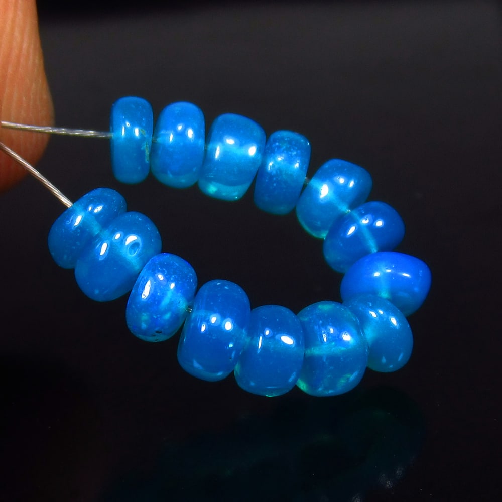 3.32 Ct - Natural Blue Fire Opal Beads (1 of 2)