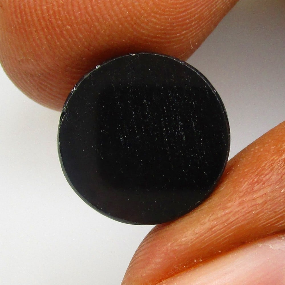 3.80 Ctw Natural Black Onyx Round Cab (1 of 2)