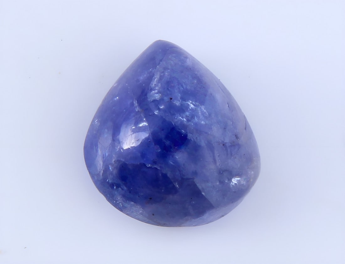 Delightful " Natural Tanzanite " 2.31 Cts Natural Tanzanite: No Reserve! Title: Delightful " Natural Tanzanite " 2.31 Cts Natural Tanzanite Description: Gemstone : Natural Tanzanite Origin: Tanzania Weight : 2.31 carats Dimensions : 8.42x7.65x4.78 mm Shape/Cut: