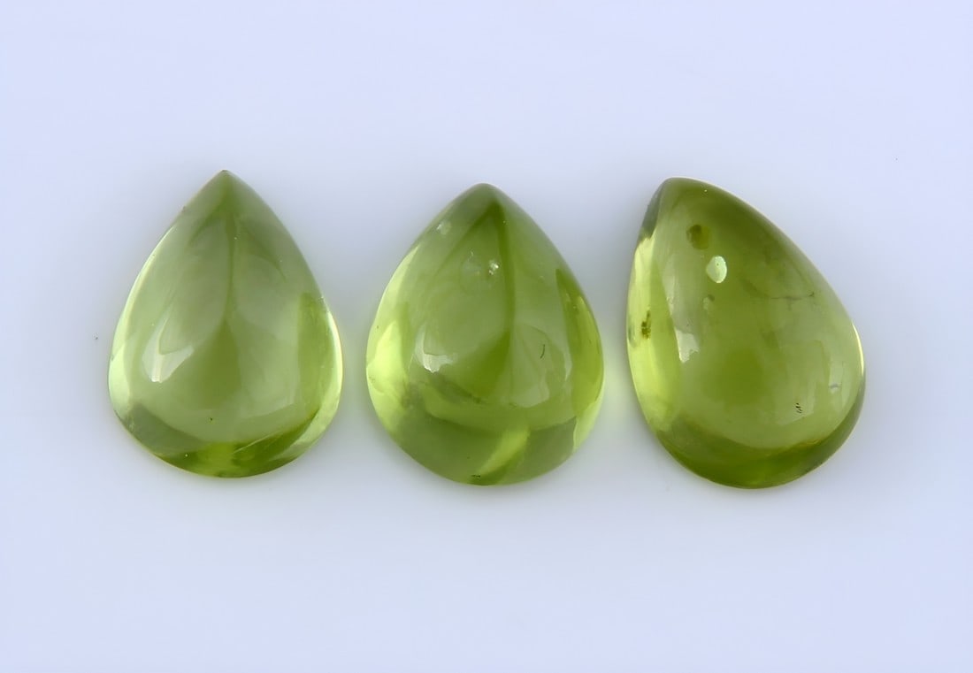 Stunning " Natural Peridot " 2.16 Cts Natural Peridot Pair (1 of 3)